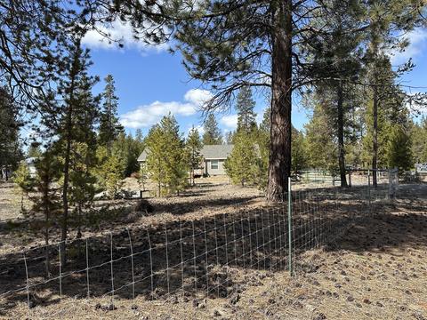 420 Hackett Dr, La Pine, OR 97739 photo 3