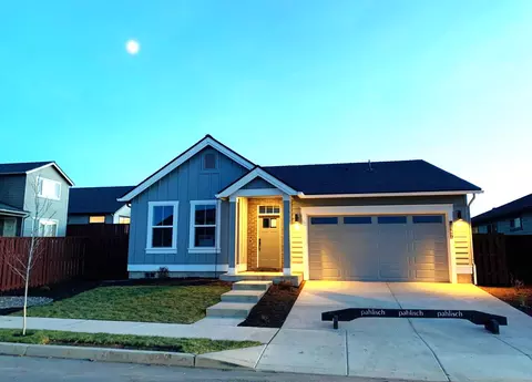 1547 NE Rosemont St, Prineville, OR 97754
