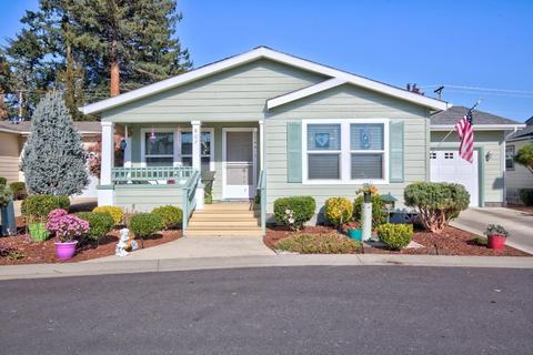 807 Hampton Way, Grants Pass, OR 97526