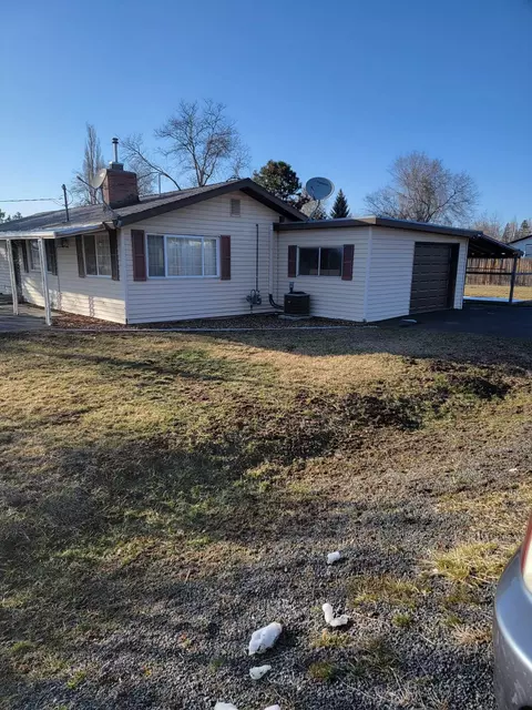 305 Old Midland Rd, Klamath Falls, OR 97603
