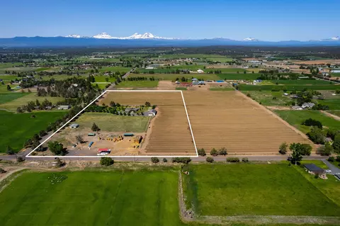 20360 Marsh Rd, Bend, OR 97703 photo 1