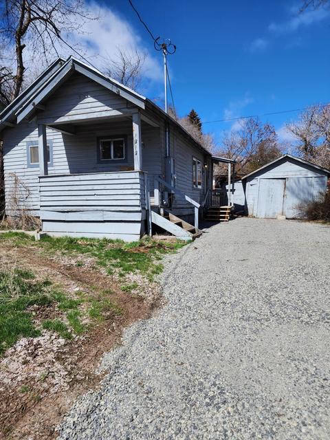 1818 Academy Ave, Klamath Falls, OR 97601