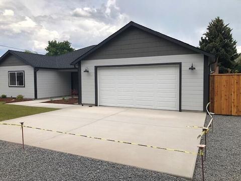 2522 Wiard St, Klamath Falls, OR 97603