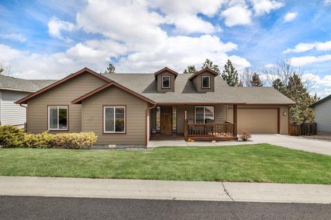 2534 SW 35th Ct, Redmond, OR 97756