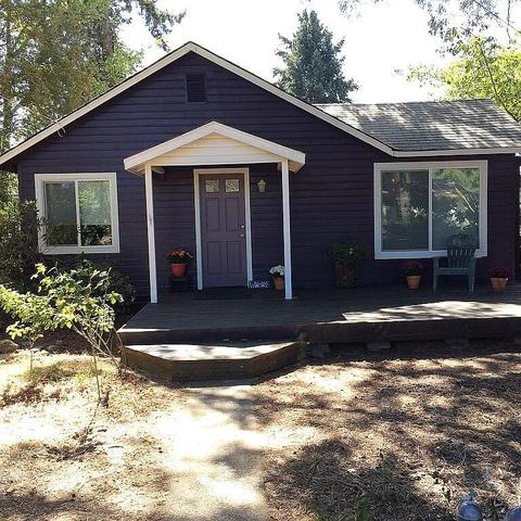 1723 SW J St, Grants Pass, OR 97526