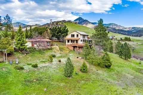2501 Old Greensprings Hwy, Ashland, OR 97520