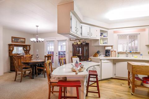 515 E Main St #21, Rogue River, OR 97537 photo 6