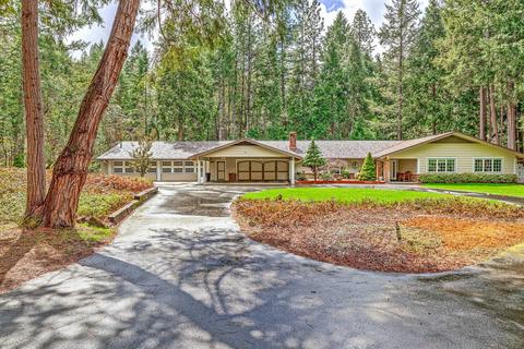 5290 Hugo Rd, Grants Pass, OR 97526