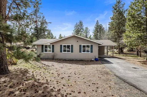 61171 Larkwood Dr, Bend, OR 97702