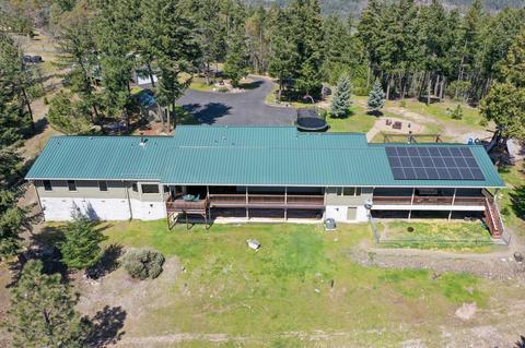 5181 Rogue River Dr, Eagle Point, OR 97524 photo 4