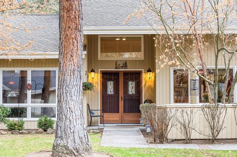 60649 Thunderbird Ct, Bend, OR 97702 photo 4