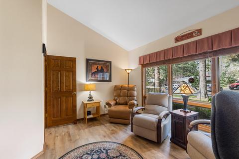 60649 Thunderbird Ct, Bend, OR 97702 photo 15