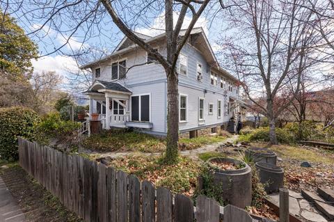 40 Granite St, Ashland, OR 97520