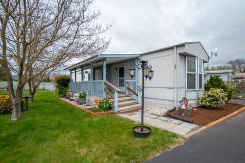 5076 Leonard Rd #128, Grants Pass, OR 97527