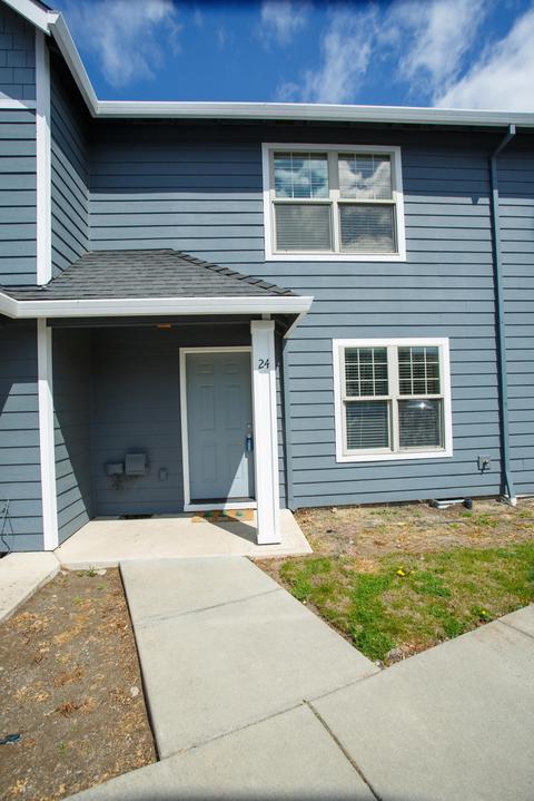 450 Midway Rd UNIT 24, Medford, OR 97501