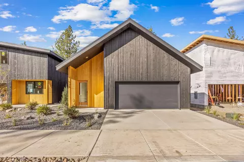 528 W Elder Way #LOT 33, Sisters, OR 97759