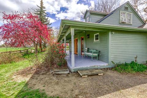 302 E Gregory Rd, Central Point, OR 97502 photo 10
