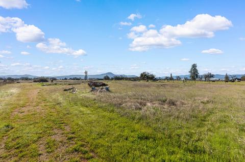 5918 Table Rock Rd, Central Point, OR 97502 photo 26