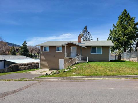 509 Mt Whitney St, Klamath Falls, OR 97601
