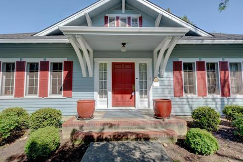 16 Geneva St, Medford, OR 97504
