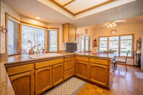 60721 Willow Creek Loop, Bend, OR 97702 photo 6