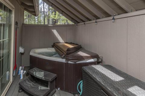 55719 Wagon Master Way, Bend, OR 97707 photo 10