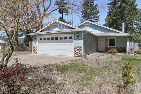 452 Lindilu Ln, Cave Junction, OR 97523