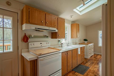 1202 Green Tree Loop, Grants Pass, OR 97527 photo 13