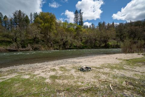1202 Green Tree Loop, Grants Pass, OR 97527 photo 6