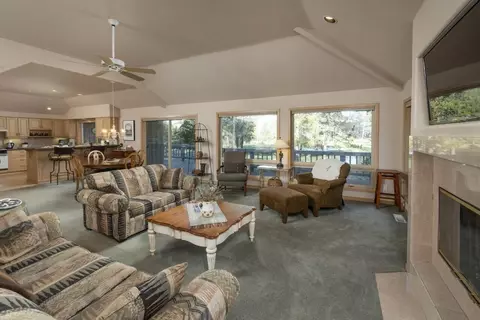 17762 Malheur Ln, Sunriver, OR 97707 photo 11