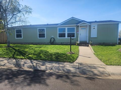 110 Eagle View Dr, Eagle Point, OR 97524