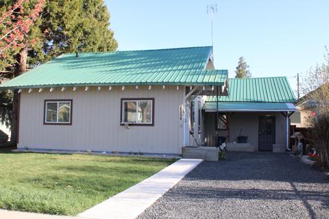 2004 Wantland Ave, Klamath Falls, OR 97601