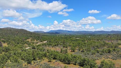 13084 Perry Rd, Central Point, OR 97502 photo 16