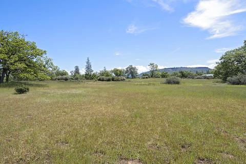 13084 Perry Rd, Central Point, OR 97502 photo 20