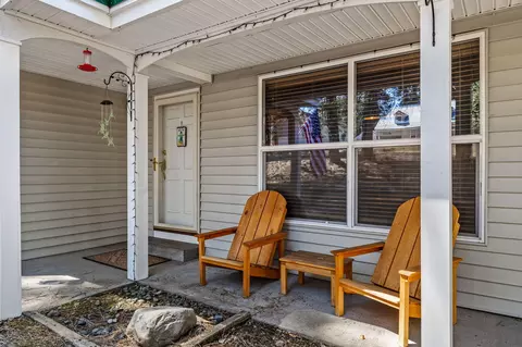 138706 Nob Hl, Gilchrist, OR 97737