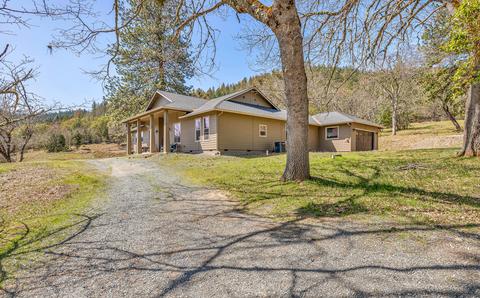 2570 Sterling Creek Rd, Jacksonville, OR 97530