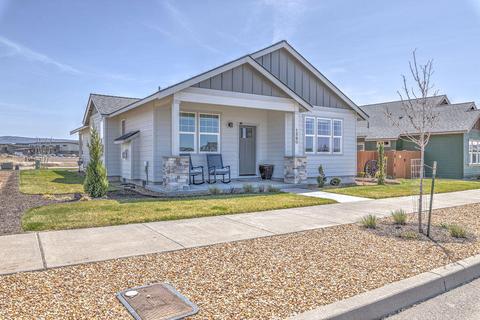 1560 NE Hudspeth Rd, Prineville, OR 97754