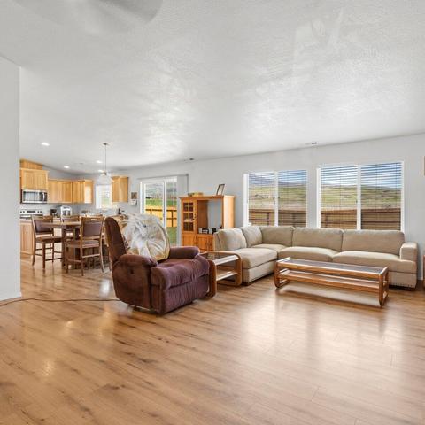 521 Eagle Mill Rd, Ashland, OR 97520 photo 3