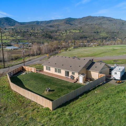 521 Eagle Mill Rd, Ashland, OR 97520 photo 2
