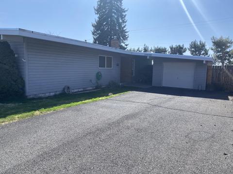 10006 Mcguire Ave, Klamath Falls, OR 97603