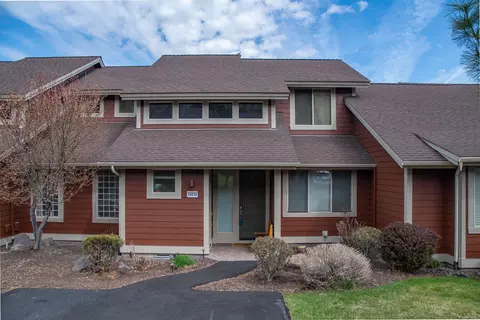 10830 Village Loop, Redmond, OR 97756