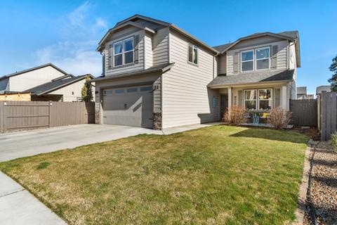 21266 SE Daylily Ave, Bend, OR 97702
