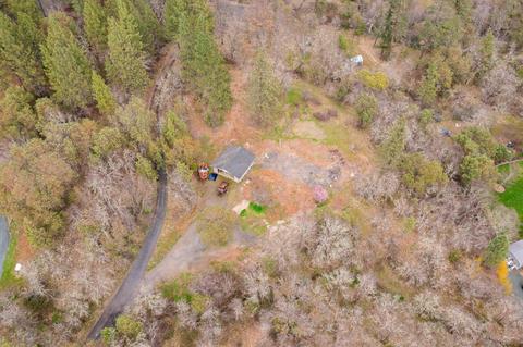 8989 Monument Dr, Grants Pass, OR 97526