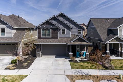3515 NE Crystal Springs Dr, Bend, OR 97701