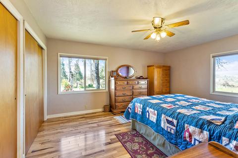 599 Ball Rd, Eagle Point, OR 97524 photo 14