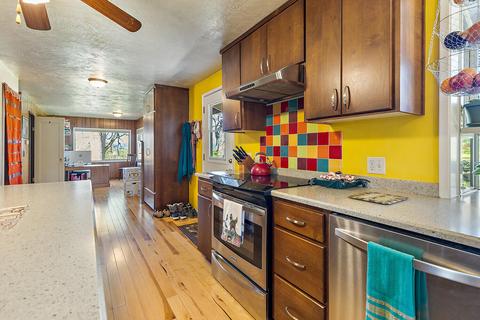 599 Ball Rd, Eagle Point, OR 97524 photo 11