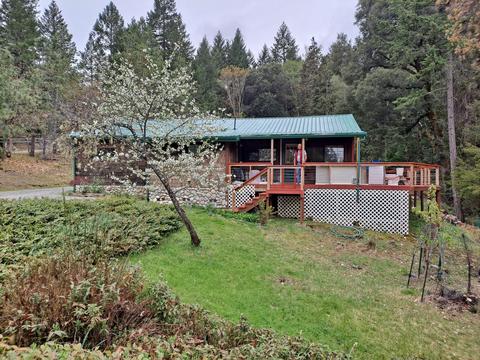 1100 Davidson Rd, Williams, OR 97544 photo 2