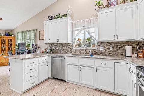 951 Ridgeview Dr, Eagle Point, OR 97524 photo 13