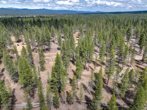17881 Preservation Loop, Bend, OR 97707 photo 1