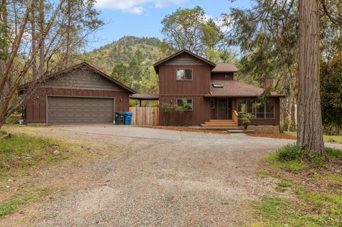 1444 Summit Loop, Grants Pass, OR 97527 photo 24